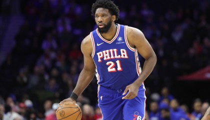 正负值+15最高！恩比德17中6拿19分13板7助3帽 罚球7中6