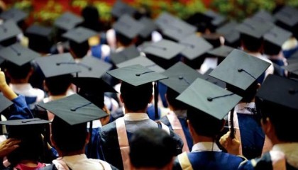 世界杯客户端安装说明-学费暴跌15万，招生难了？