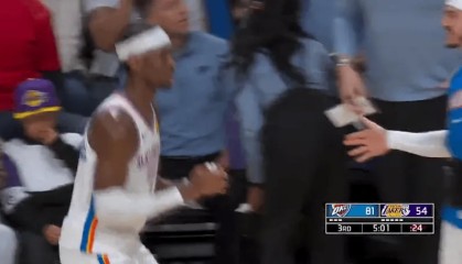 世界杯手机高清观看平台-亚历山大三分投进得到19分，雷霆下半场16-7领先湖人27分