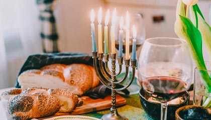 世界杯官网直播客户端下载最新版-文班亚马高效卡斯尔两双 马刺战胜勇士收获十连胜